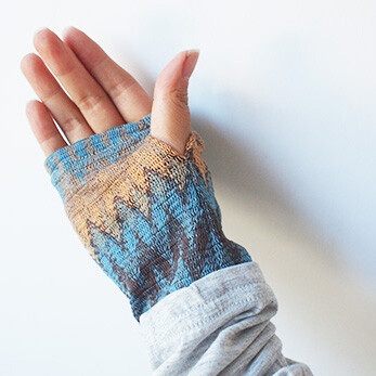 日本 日单 民族风针织护手指洞拼接T恤 titicaca beams