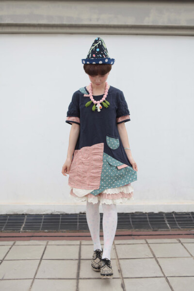 DadANako独家限量发售HK设计师童趣拼接间条圆点裙特
