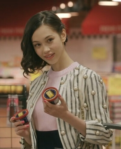 水原希子 mizuhara kiko 模特 杂志封面 服装 搭配 街拍