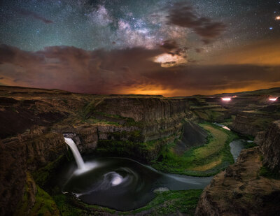 151030 - Palouse Falls, Washington, USA BY Isaac Gautschi