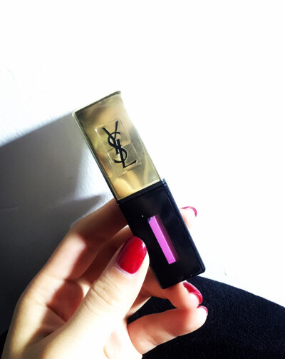 YSL one seven