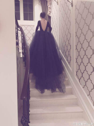 于千万人之中遇见你，此生一梦，此梦一生