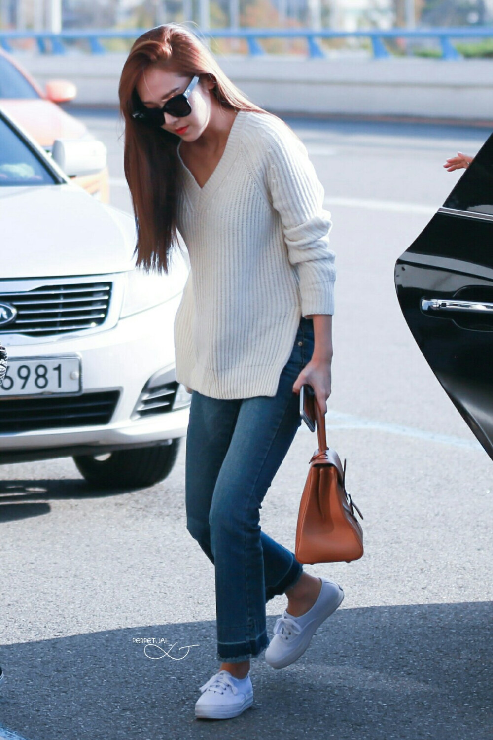 郑秀妍jessica151028金浦机场crlogo