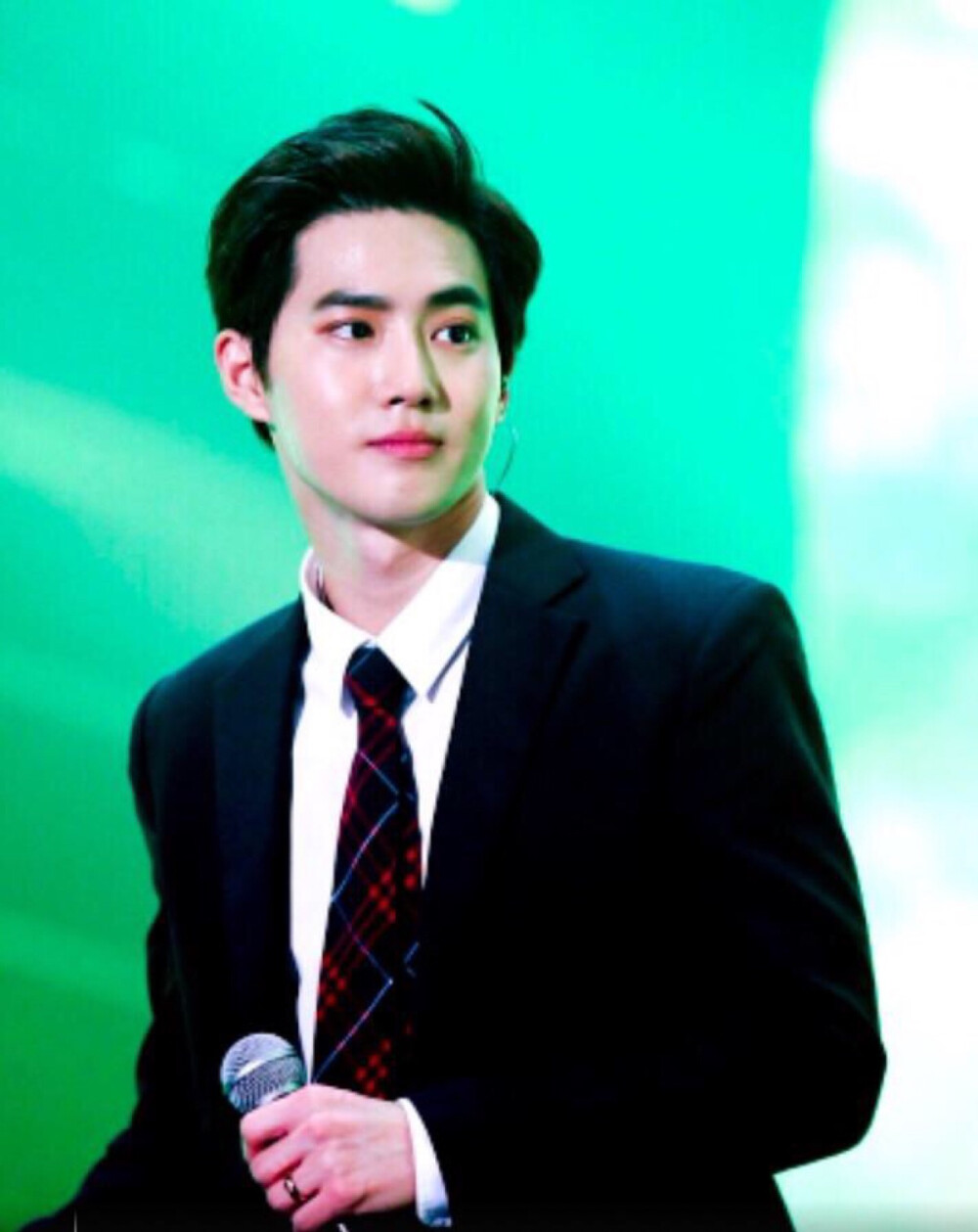 EXO 金俊勉Suho