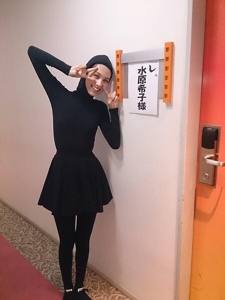 水原希子 mizuhara kiko 模特 杂志封面 服装 搭配 街拍