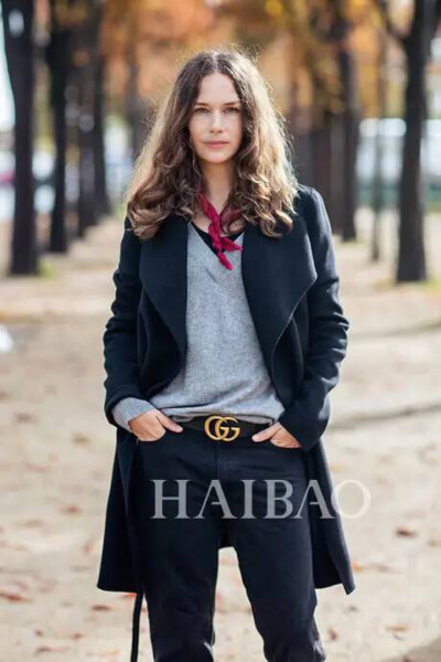 Caroline Blomst 秋冬chic搭配