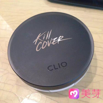 CLIO珂莱欧 KillCover防晒魔力凝脂无瑕气垫粉底 原价：147 美芽推荐：clio气垫算是热门款，质地比较轻薄， 服帖，使用时会有种把水拍进脸上的感觉，保湿度比较高，即使干燥的季节也可以hold住。