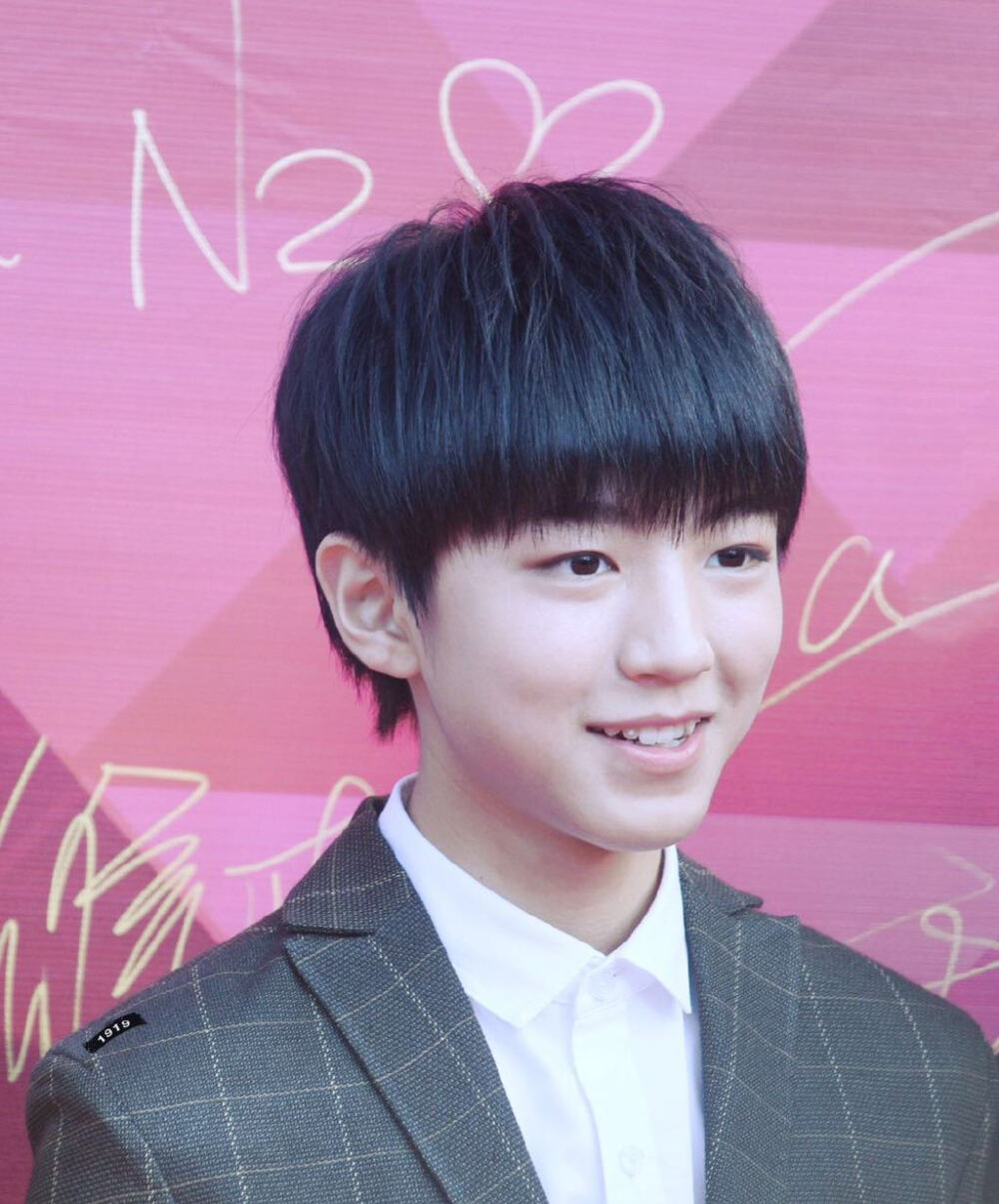 #王俊凯# #TFBOYS王俊凯# #TFBOYS# 150413 深圳音乐风云榜 cr：楠一一酱