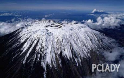 7.Mt. Kilimanjaro吉力马札罗山上的冰雪 如果冰川继续减少的话，随着气候暖化加速融化的过程，我们可能再也看不到这座有&amp;quot;非洲屋脊&amp;quot;之称的山顶上的&amp;quot;雪帽&amp;quot;的奇景。