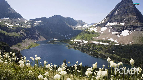 10.Glacier National Park美国冰川国家公园 也许再过一段时日这座国家公园的美名就不复在，因为科学家预测2020~2030年美国国家公园将会开放免费参观冰川，到时候会严重破坏这里的生态系统。