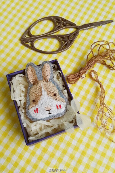 可爱 刺绣 兔子 手工 作者by 藏木Qinni