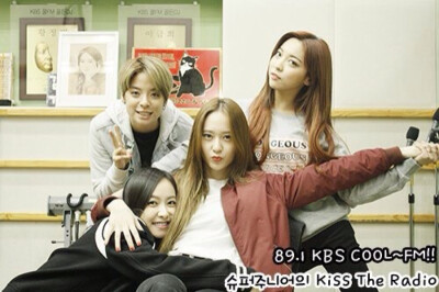 f(x)❤️4 Walls❤️这是我爱的姑娘们