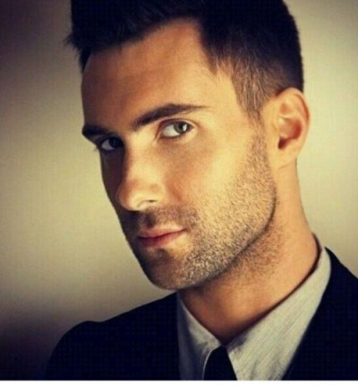 Adam Levine 亚当 莱文