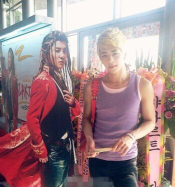 金俊秀，M.pire泰熙