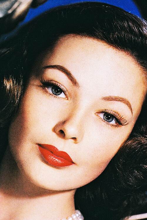 【吉恩·蒂尔尼 Gene Tierney】1920年11月19日--1991年11月6日，1945年以《狂恋》获奥斯卡最佳女主角提名。