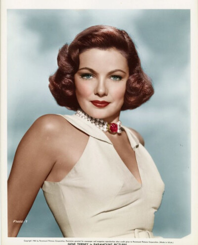 【吉恩·蒂尔尼 Gene Tierney】1920年11月19日--1991年11月6日，1945年以《狂恋》获奥斯卡最佳女主角提名。