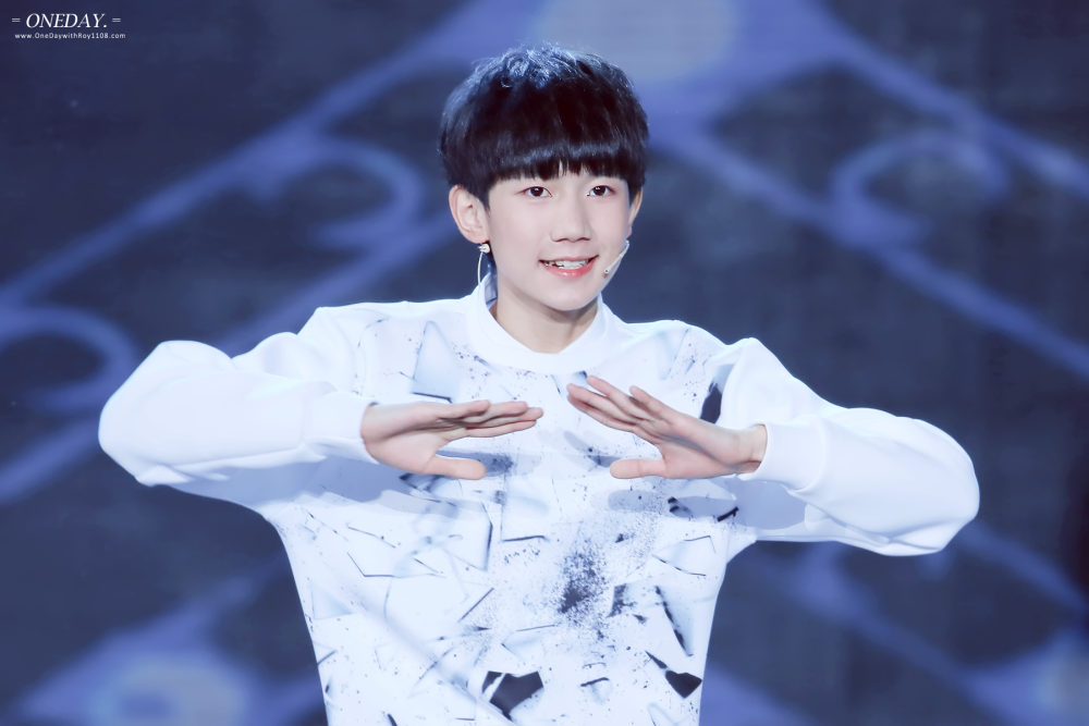 TFBOYS王源 150927 央视中秋晚会 cr：OneDay