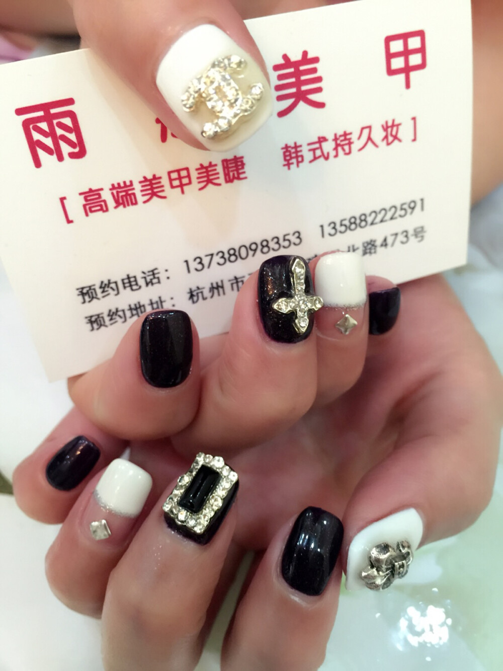 这样的指甲超级帅气