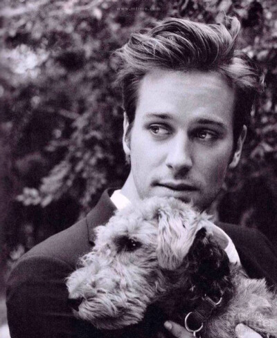 艾米·汉莫（Armie Hammer）