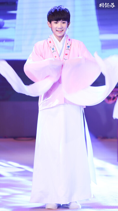 TFBOYS王源 151004杭州步步高公开课 【BY特能苏】