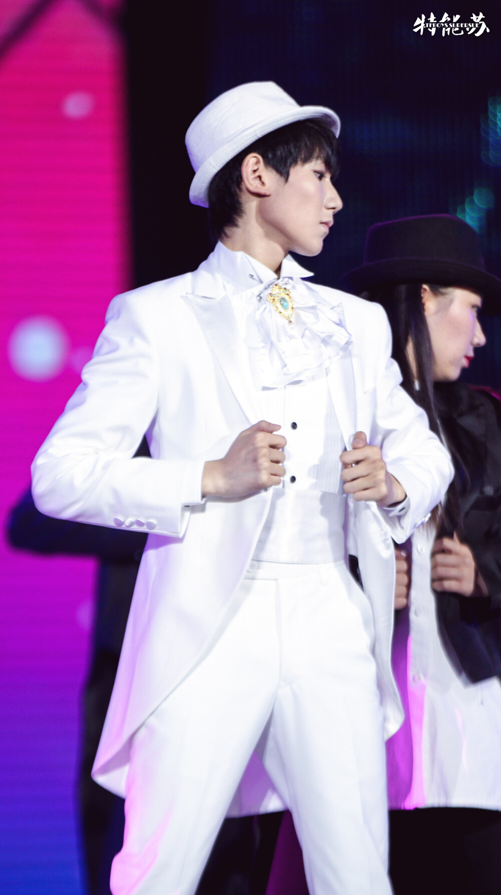 TFBOYS王源 151108王源生日会【BY特能苏】