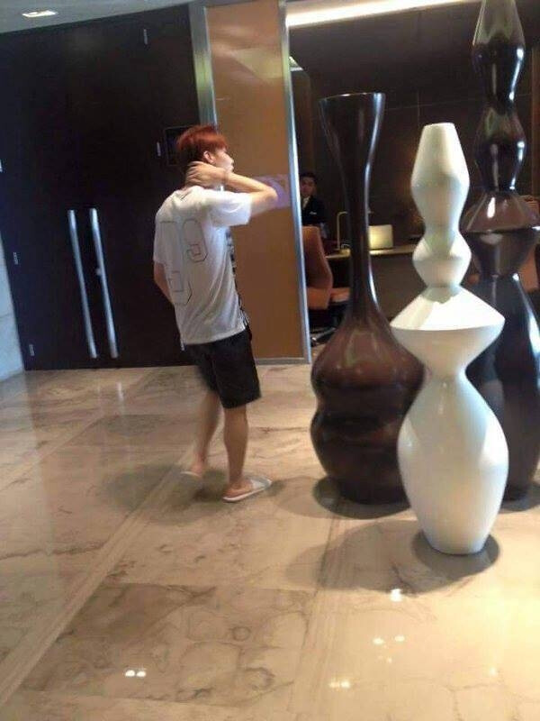  GOT7是韩国JYPEntertainment于2014年推出的男子组合，七名成员包括林在范（JB.）、朴珍荣（Jr.）、段宜恩（Mark）、王嘉尔（Jackson）、崔荣宰（YoungJae）、BamBam、金宥谦（YuGyeom）