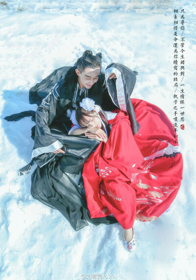 【绘梦古风系列一 · 雪诉离殇】一步千年，樱桃莲萼疲倦，深雪优昙。出镜：@_马文超 @刘宥灵Jovie | 拍摄：@刘宥灵Jovie