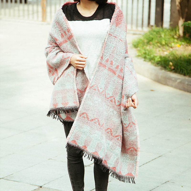 秋冬韩版复古几何仿羊绒大披肩超长保暖围巾