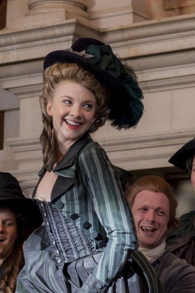 《The Scandalous Lady》Natalie Dormer饰演Lady Seymour Worsley，一个因放荡事迹震惊18世纪英国的女人，她总共有27个情夫，并与其中一个私奔，影片实则讲述了一个惊心动魄又大快人心的女权奋斗史。