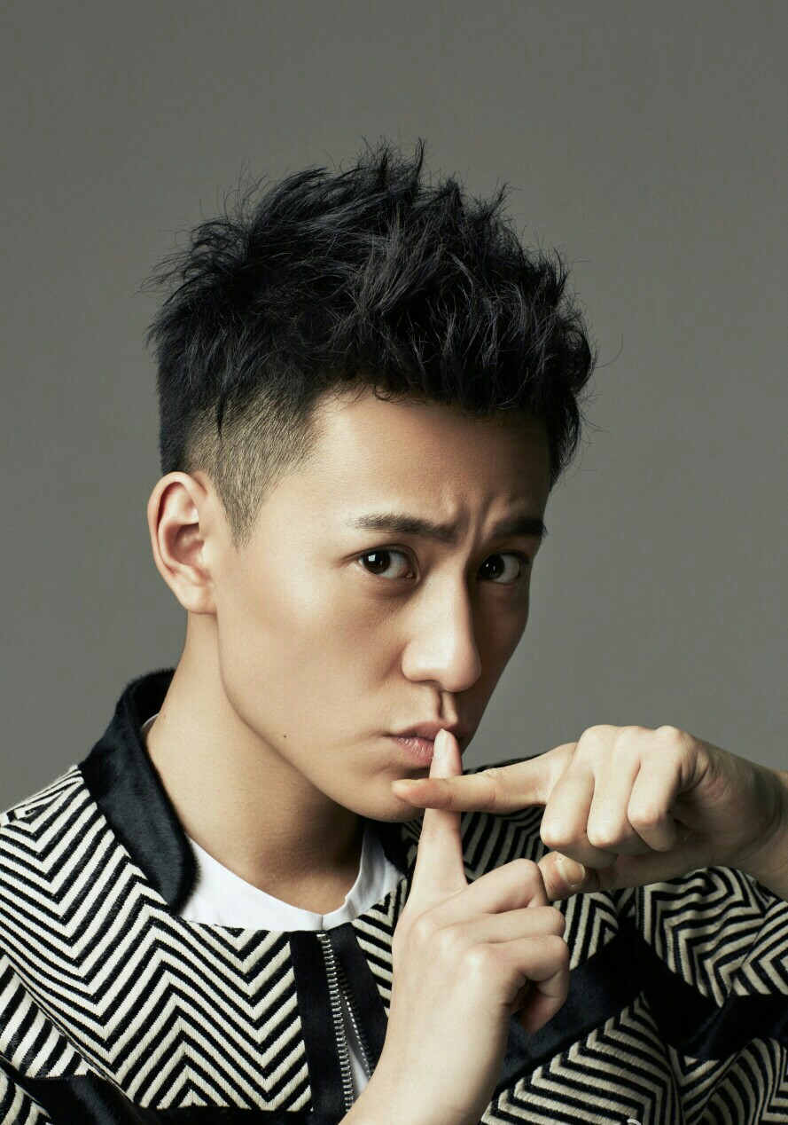 纯氧少年秦俊杰