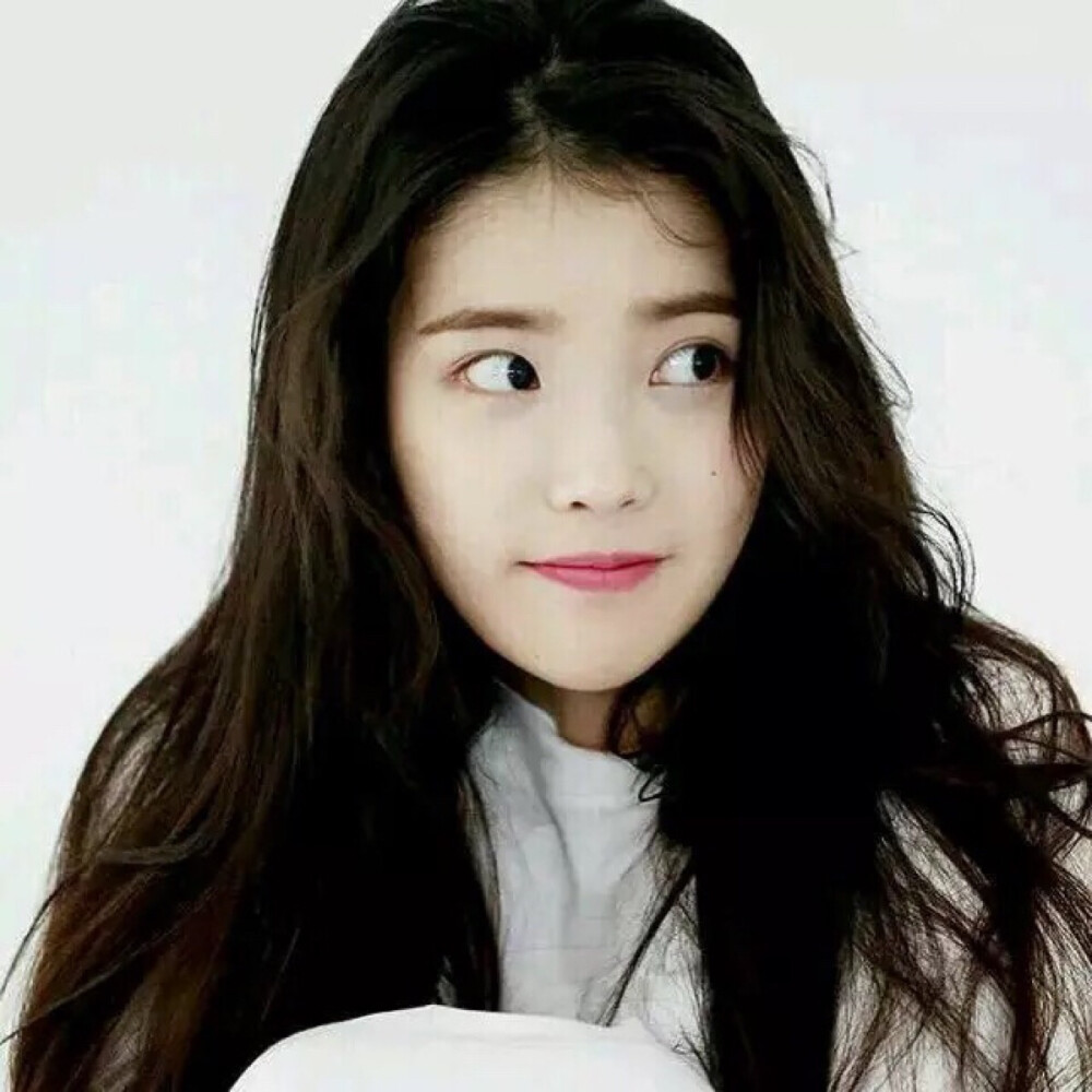 IU