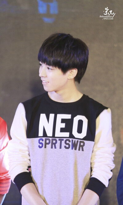 #王俊凯##TFBOYS王俊凯#crlogo