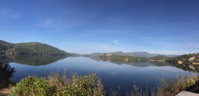 云南楚雄青山湖，看着心情都好了