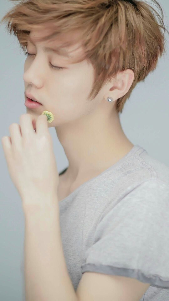 鹿晗LUHAN