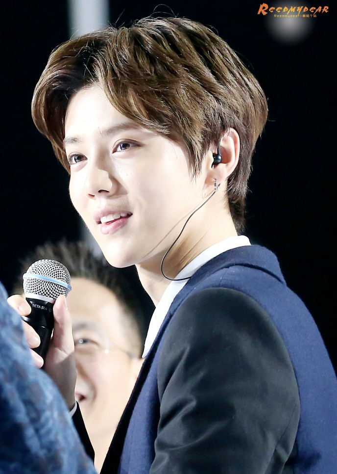 鹿晗LUHAN