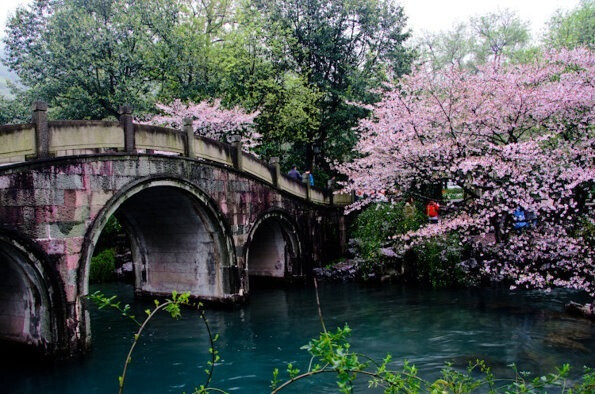 小桥 流水 桃花