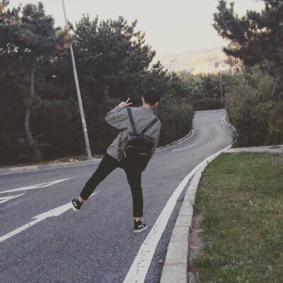 「情侣头像」一对 by 2023那年