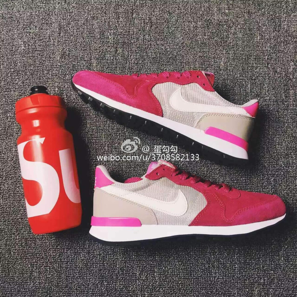 Nike华夫鞋樱花配色