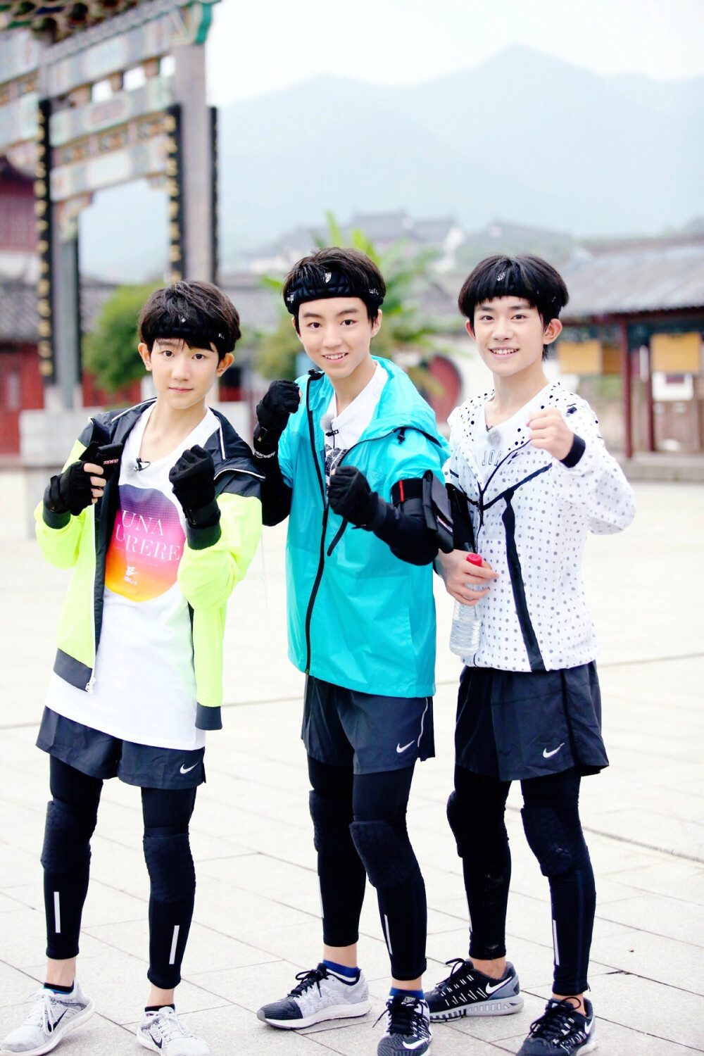 #王俊凯 #王源 #易烊千玺 #tfboys iPhone手机桌面壁纸桌面背景 高清