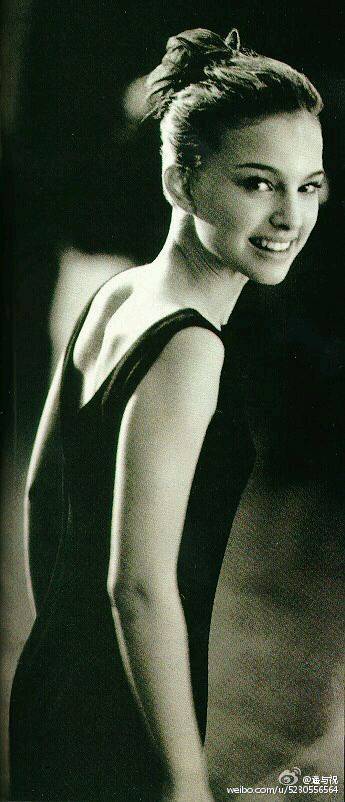 她的头脑胜过美貌