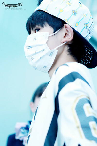 TFBOYS王源 151016 无锡返重庆 cr：Baymax1108