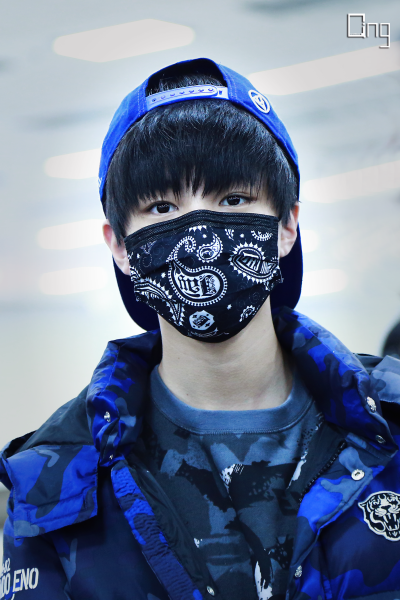 #王俊凯##王俊凯 韩国#@TFBOYS-王俊凯 宝贝儿 无趣和一成不变才是生活里最大的挫折。要相信所有的苦都是为了铺陈结局的大反转。