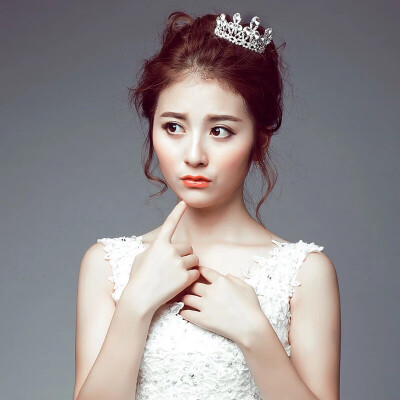 新娘头饰，新娘盘发