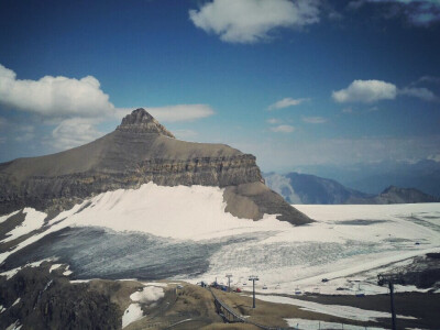 瑞士雪山