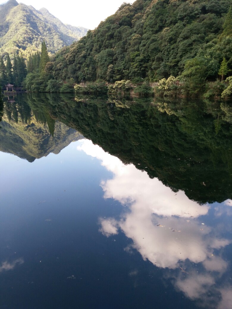 温泉山庄