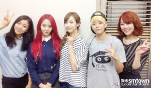 fx组合Vitoria宋茜、Krystal郑秀晶、amber刘逸云、luna朴善怜、sulli崔雪莉