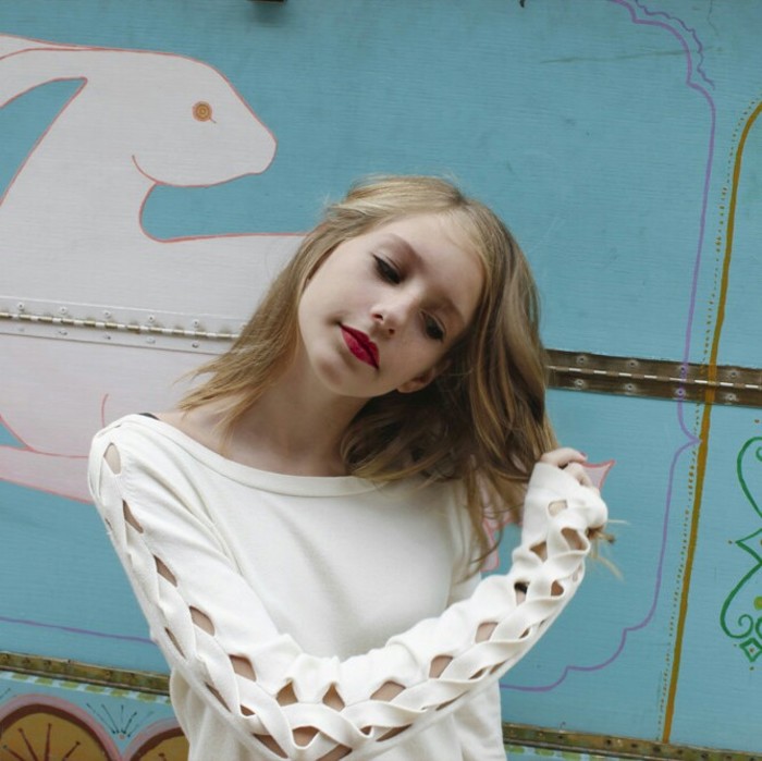 女生头像 欧美范儿 搞怪头像 红唇 可爱萌 --来自你好大阳