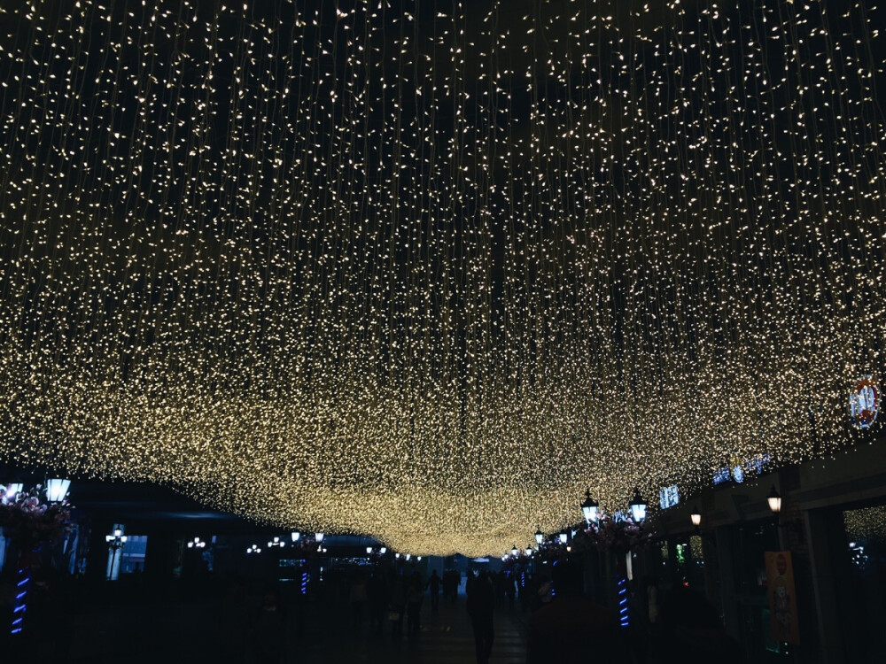 武汉 楚河汉街 天桥下 最喜欢的风景