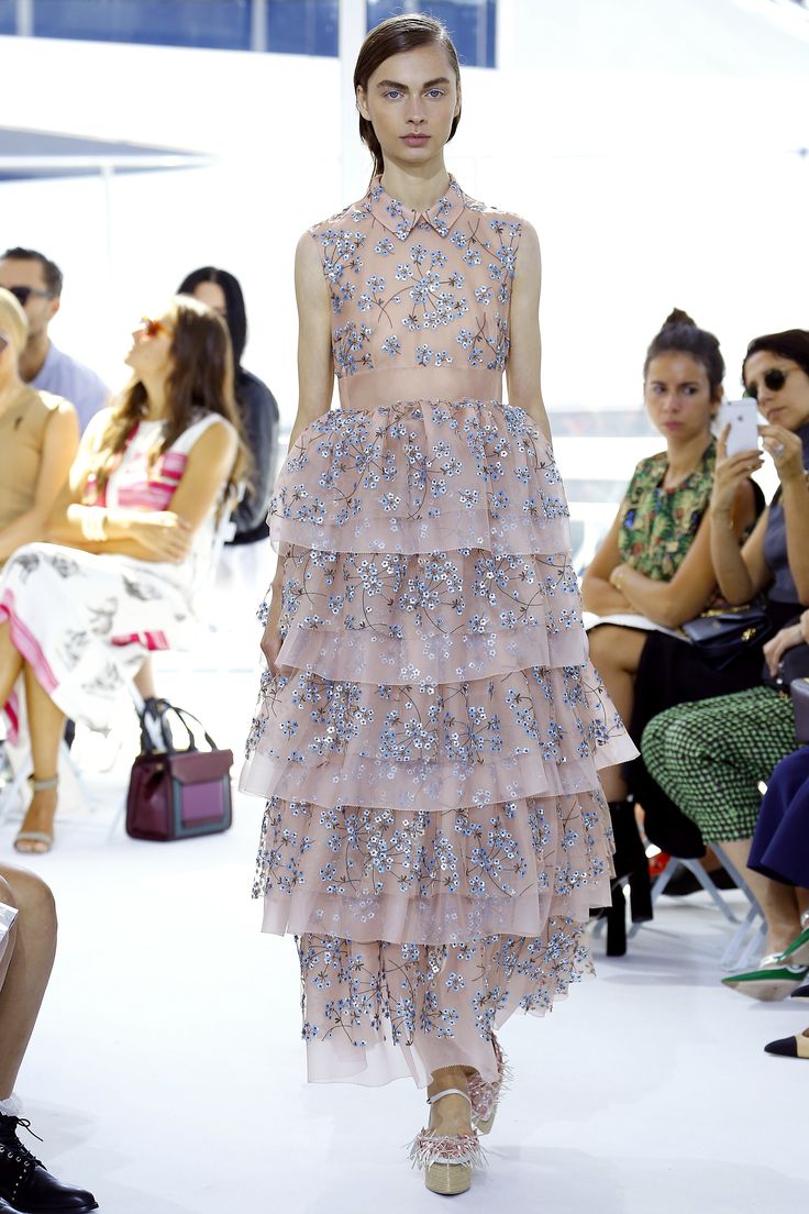 Delpozo Spring 2016 Ready-to-Wear Fashion Show