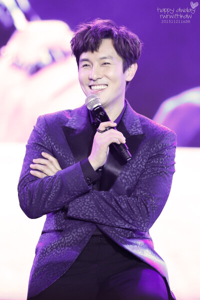 Shinhwa 神话 신화 金烔完 김동완 Kim Dong Wan Dane Kim